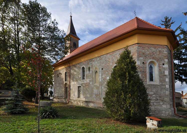 Kostol v Boldogu