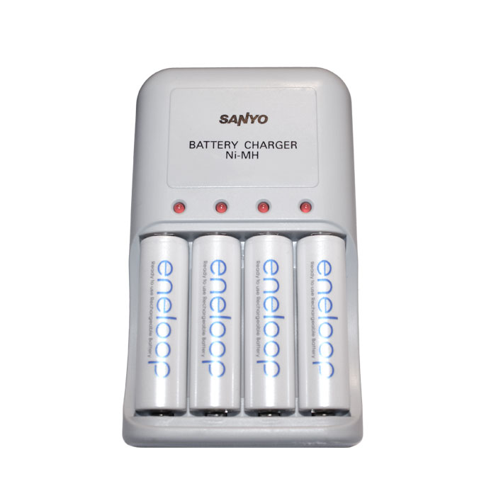 Nabíjačka Sanyo Eneloop na 4ks AAA alebo AA+ 4xAA batéria